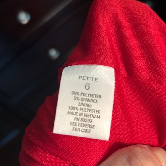 NWT Sexy red slinky dress with slimming ruched waist. - Picture 8 of 9